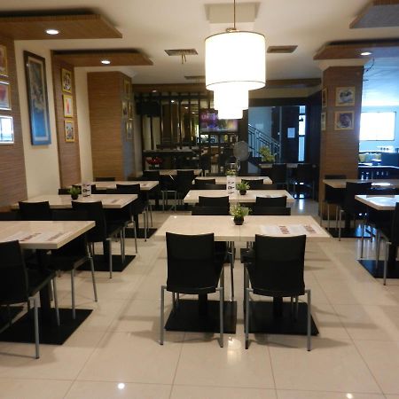 Karsa Utama Hotel Jakarta Eksteriør bilde