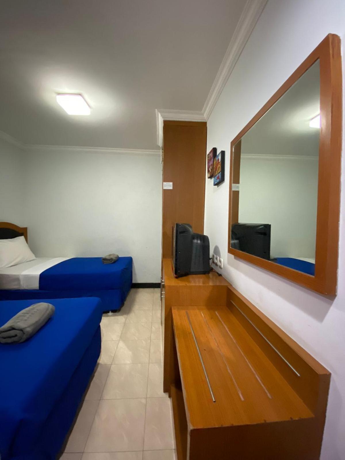 Karsa Utama Hotel Jakarta Eksteriør bilde