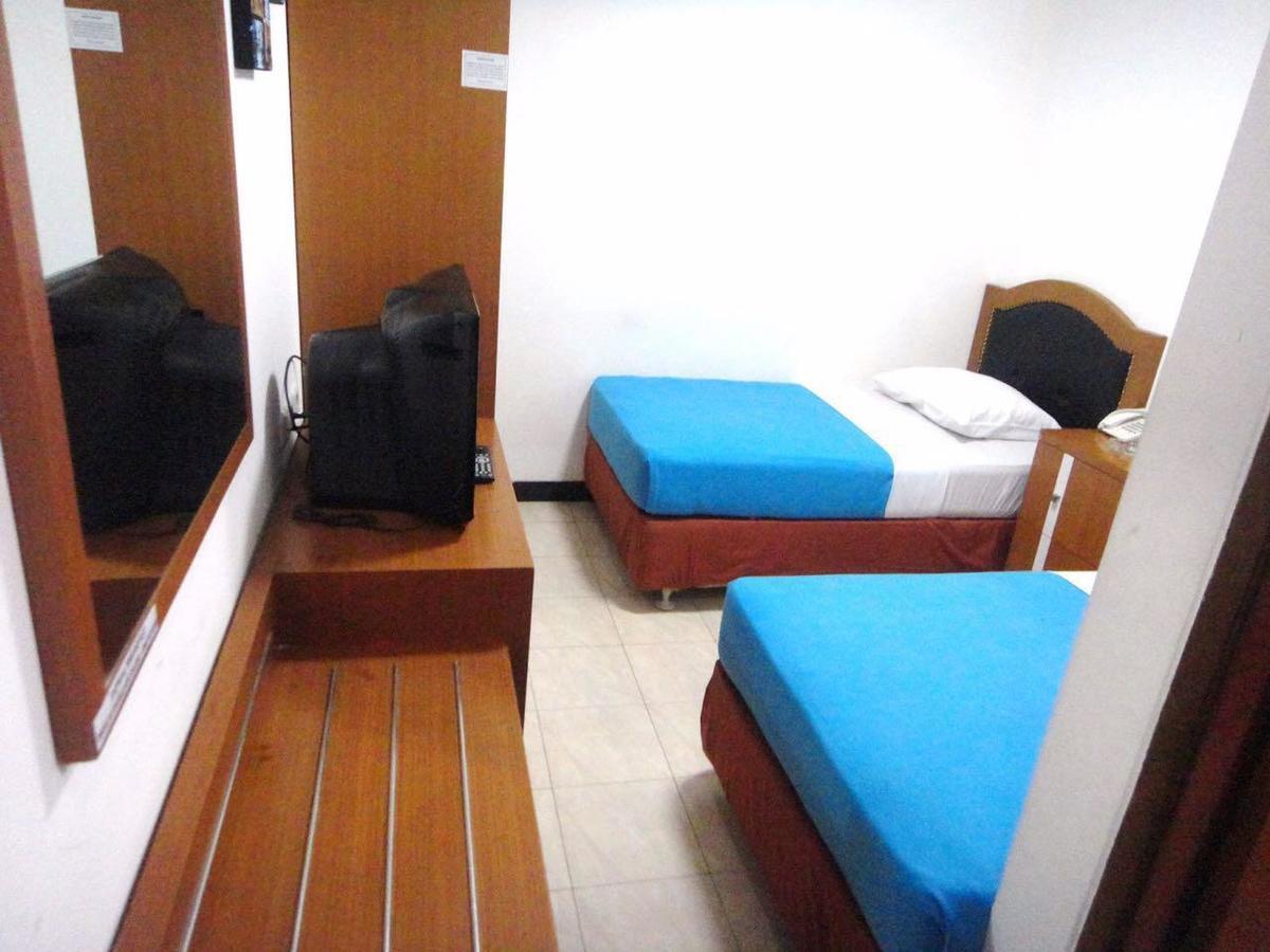 Karsa Utama Hotel Jakarta Eksteriør bilde